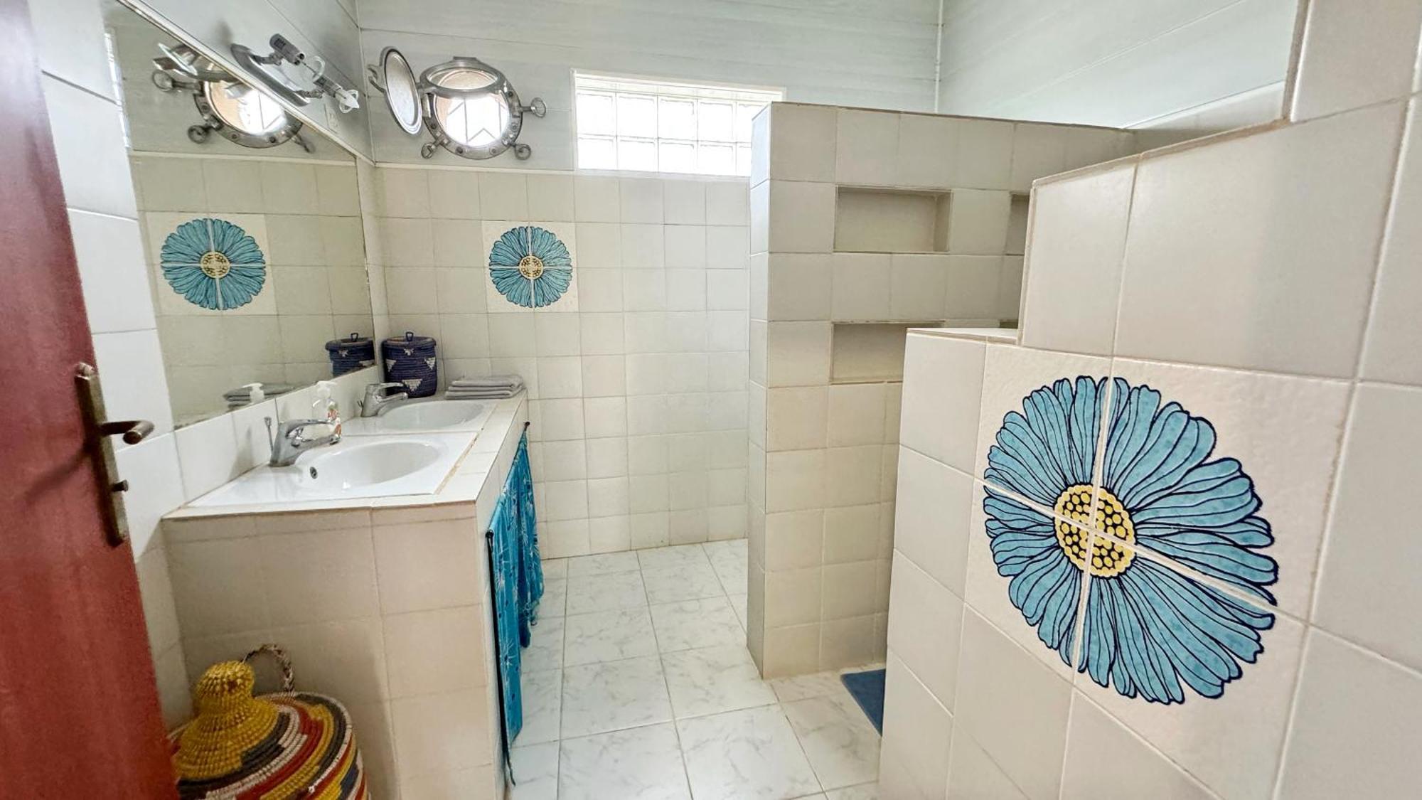 Hotel Kayzen House Ngaparou Pokoj fotografie